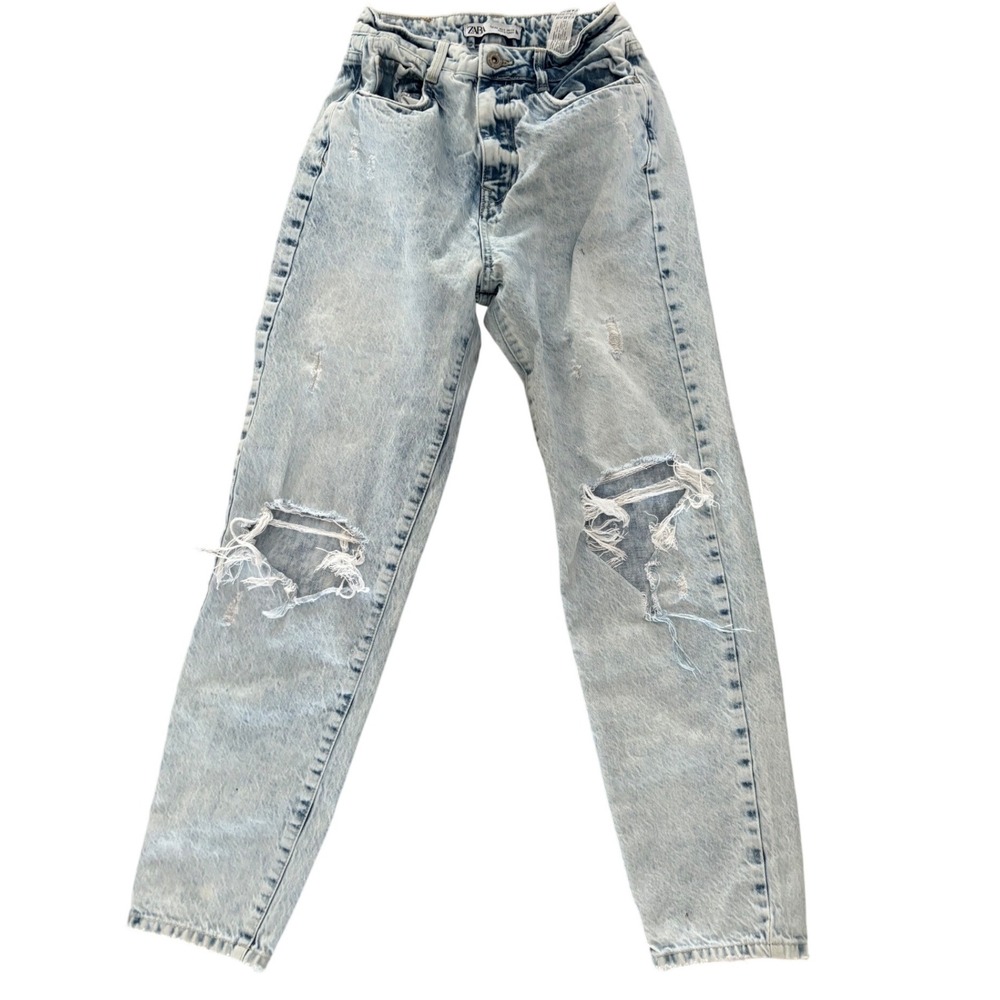 Zara High Waisted Distressed Mom Jeans Light Acid Wash Blue Size 2‎